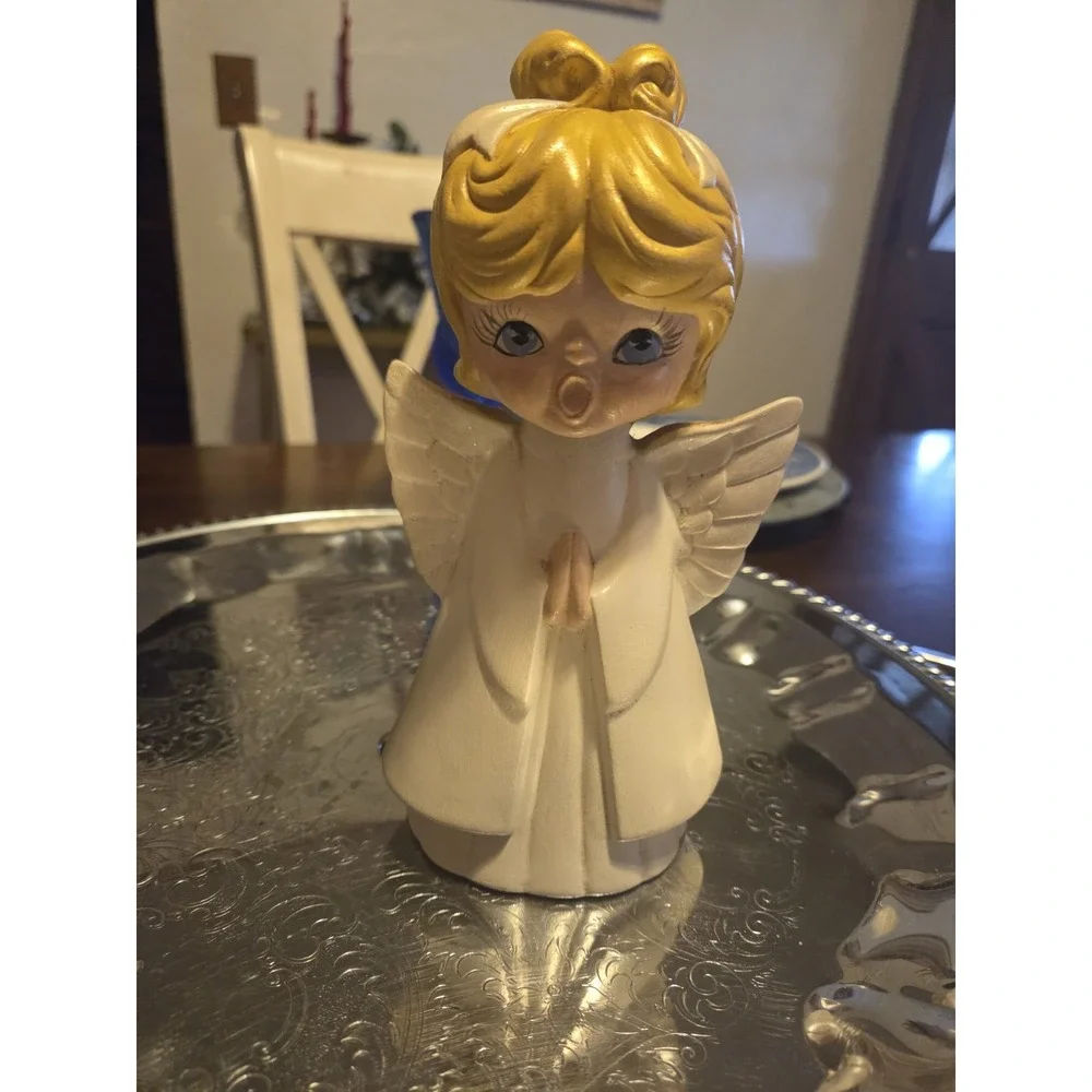 Vintage 1970's Ceramic Singing Choir Angels Figurines Hand Painted Christmas